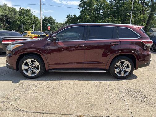 Ooh La La Rouge Mica 2016 Toyota Highlander Limited