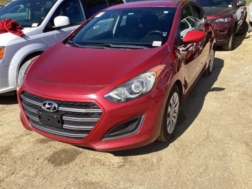 Scarlet Red Pearl 2017 Hyundai Elantra GT Base