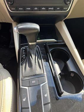 2017 Kia Cadenza Premium