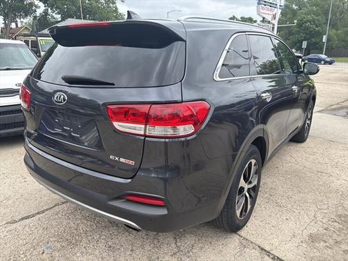 2017 Kia Sorento EX