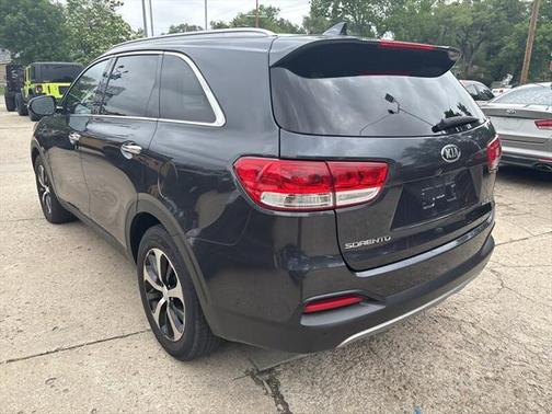 2017 Kia Sorento EX