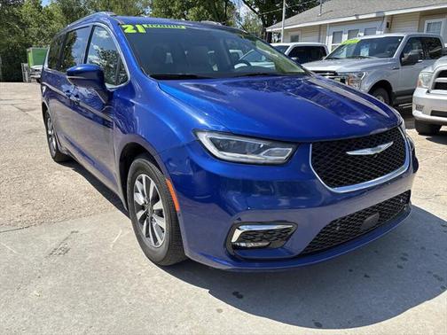 2021 Chrysler Pacifica Hybrid Touring L