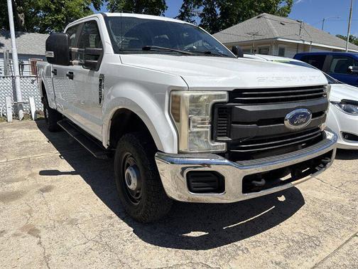 Oxford White 2018 Ford F-250 Super Duty XL