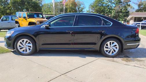 2018 Volkswagen Passat 2.0T SE