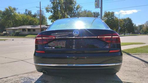 2018 Volkswagen Passat 2.0T SE