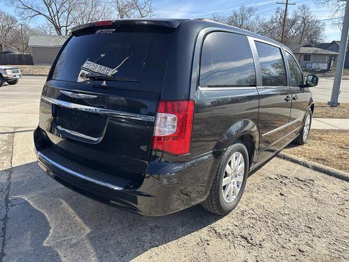 2015 Chrysler Town & Country Touring