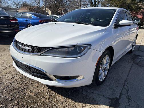 2015 Chrysler 200 C