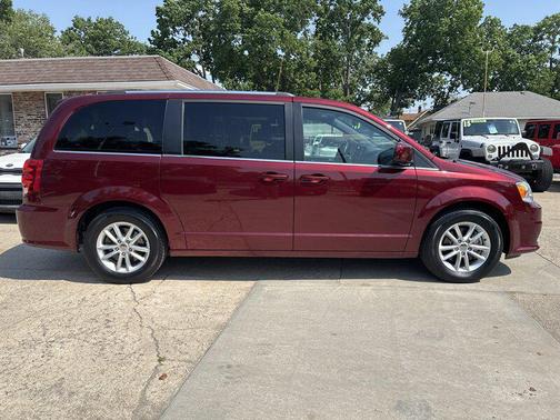 Octane Red Pearlcoat 2018 Dodge Grand Caravan SXT