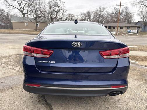 2016 Kia Optima LX