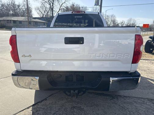 2017 Toyota Tundra SR5