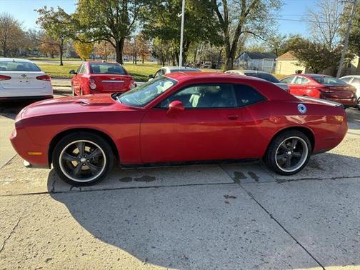 2013 Dodge Challenger SXT