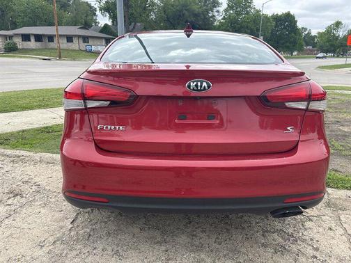 Currant Red 2017 Kia Forte S