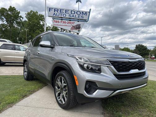 Steel Gray 2021 Kia Seltos EX