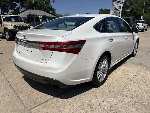 Blizzard Pearl 2014 Toyota Avalon XLE Premium