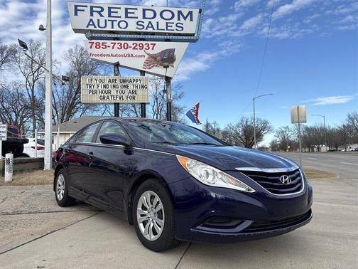 2013 Hyundai SONATA GLS