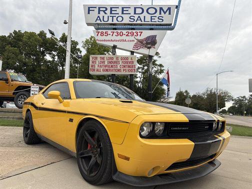 2012 Dodge Challenger SRT8 392