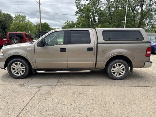 Arizona Beige Clearcoat Metallic 2004 Ford F-150 Lariat SuperCrew