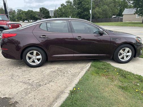 Dark Cherry 2015 Kia Optima LX