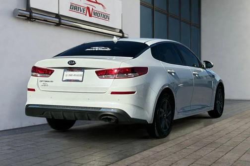 2020 Kia Optima LX