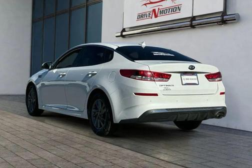 2020 Kia Optima LX