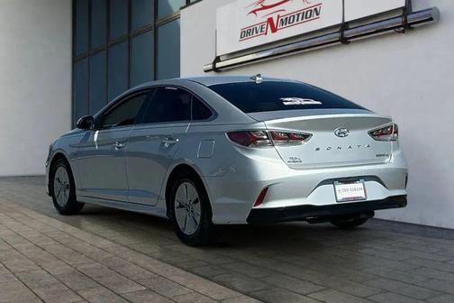 2019 Hyundai SONATA Hybrid SE
