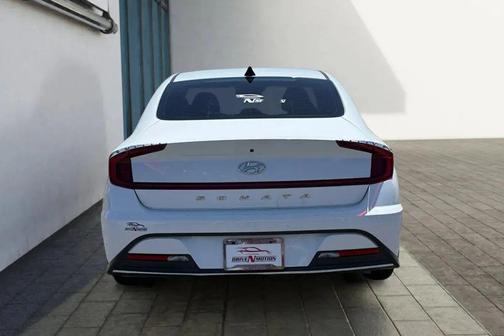 Quartz White 2021 Hyundai SONATA SE