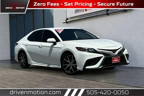 2023 Toyota Camry SE