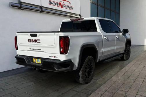 2023 GMC Sierra 1500 AT4X