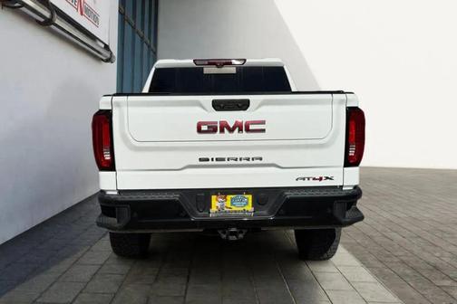 2023 GMC Sierra 1500 AT4X