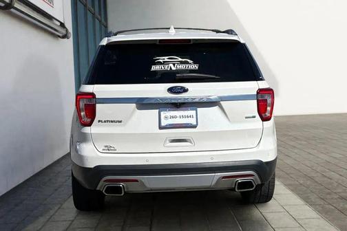 White Platinum Metallic Tri-Coat 2016 Ford Explorer Platinum