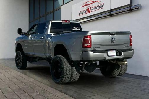 2020 RAM 3500 Big Horn Crew Cab 4x4 8' Box