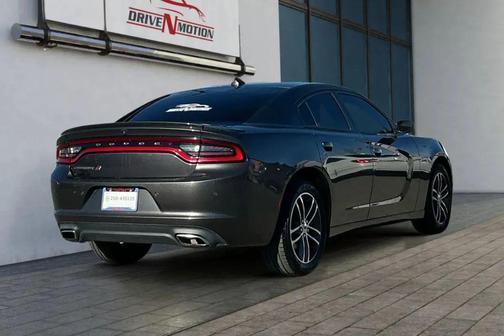 2019 Dodge Charger SXT
