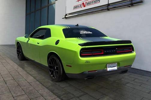 Sublime Pearl Coat 2015 Dodge Challenger R/T Plus