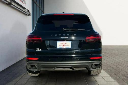2016 Porsche Cayenne Cayenne