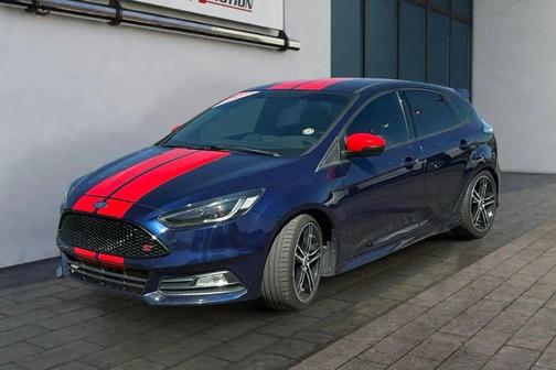 Blue Jeans 2016 Ford Focus ST