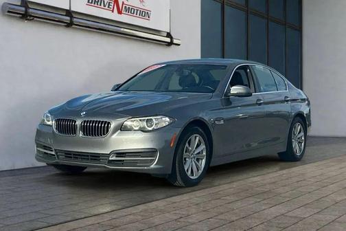 2014 BMW 528 528i Sedan 4D