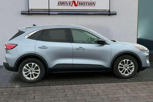 Blue 2022 Ford Escape SE