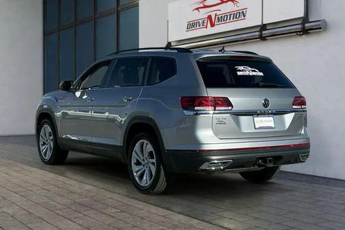 2022 Volkswagen Atlas 3.6L SE w/Technology