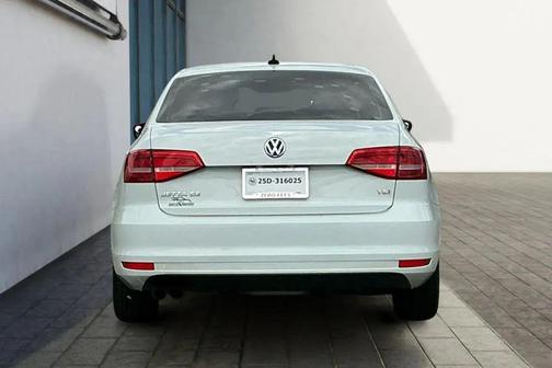 2015 Volkswagen Jetta 1.8T SE