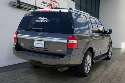 Magnetic 2017 Ford Expedition Limited
