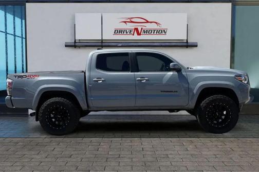 2020 Toyota Tacoma TRD Sport