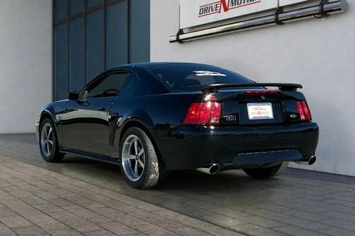 2004 Ford Mustang Mach I
