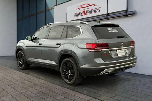 Gray 2019 Volkswagen Atlas 3.6L SEL Premium