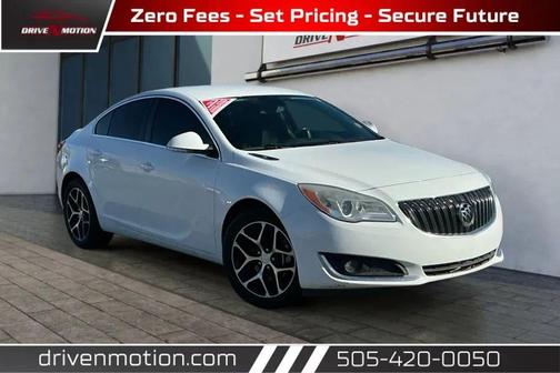 Summit White 2017 Buick Regal Turbo Sport Touring