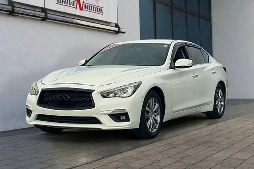 2018 INFINITI Q50 Base
