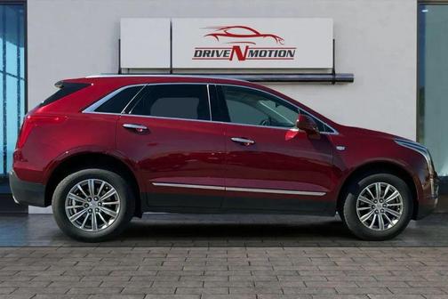 Red Obsession Tintcoat 2017 Cadillac XT5 Luxury