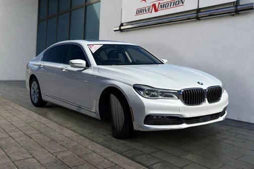 2018 BMW 750 I