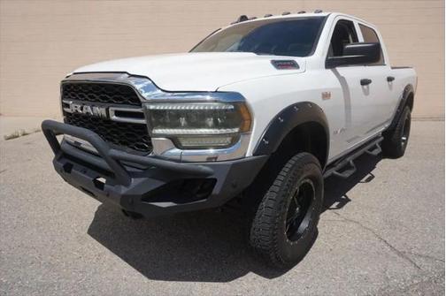 2019 RAM 2500 Tradesman Crew Cab 4x4 6'4' Box