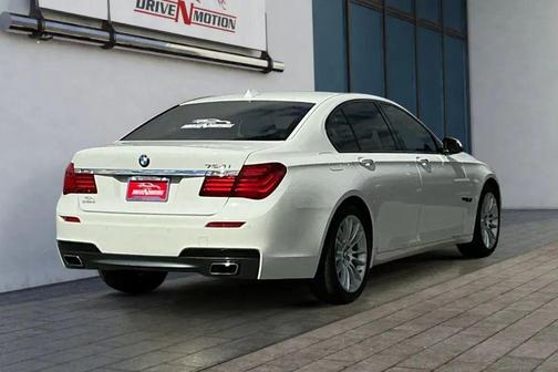2015 BMW 750 I