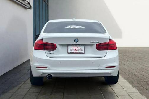 2017 BMW 320 i